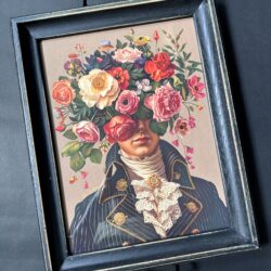 Floral Gentleman Tray – Decorative Art Object with Vintage Frame 1